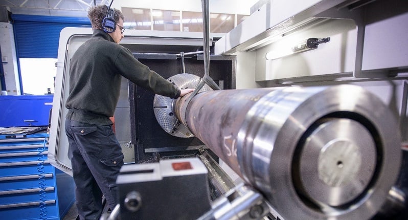 4 Reasons Why Using A Local CNC Turning Company Will Improve Your Business Productivity